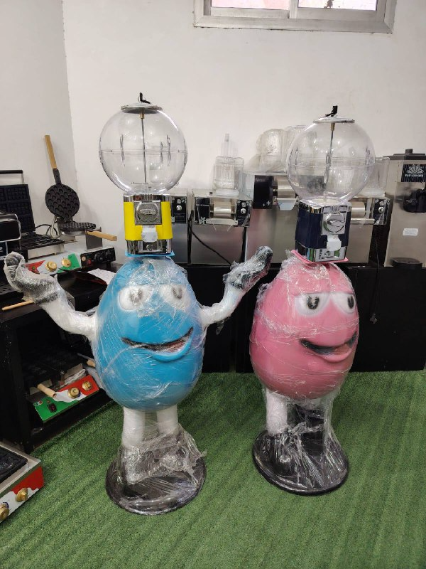 مجسمات ماكينة لبان