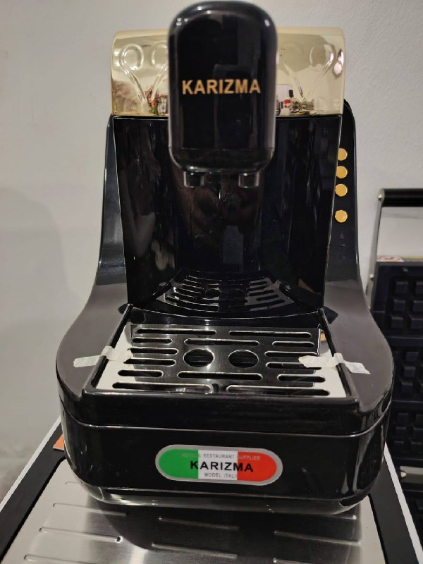 ماكينة قهوة