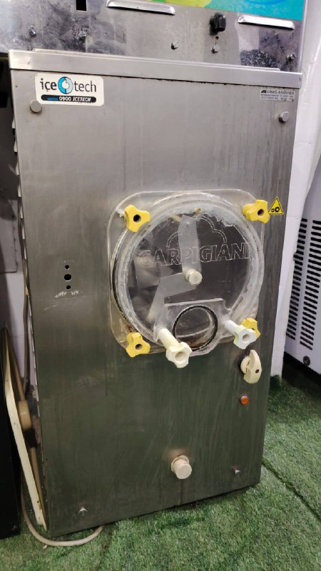 ماكينة آيس كريم هارد